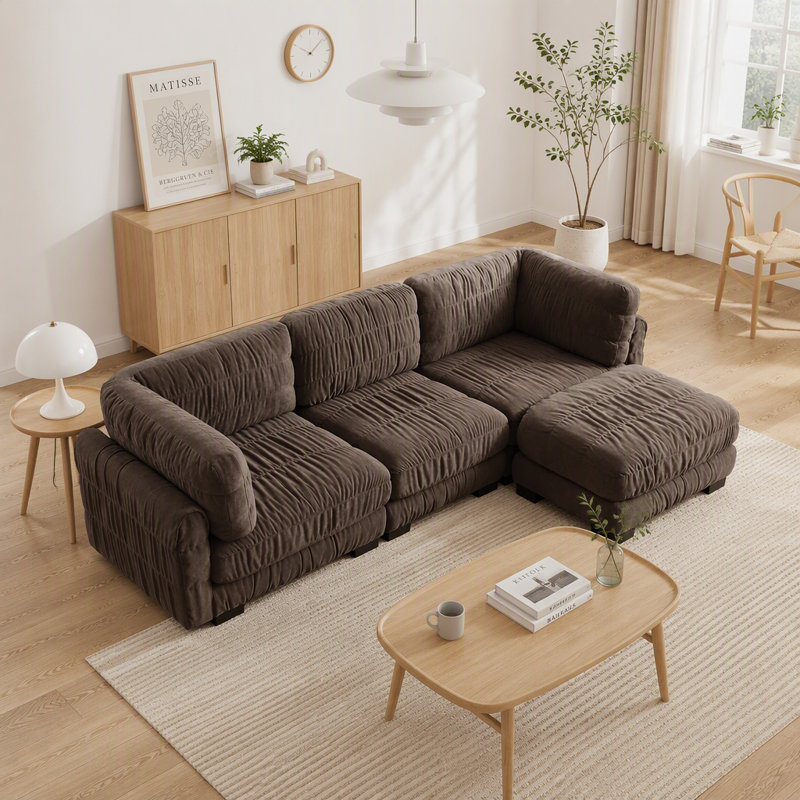 Canapé d'angle modulaire 3 places en chenille marron à détails froncés | Coussins de dossier épais en mousse haute densité | Pouf amovible | Montage facile | Parfait pour le salon et la chambre
