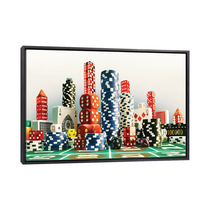 «Casino City» par Carl Warner, impression, H 26 po x l 40 po x P 1,5 po, Toile avec cadre noir patiné