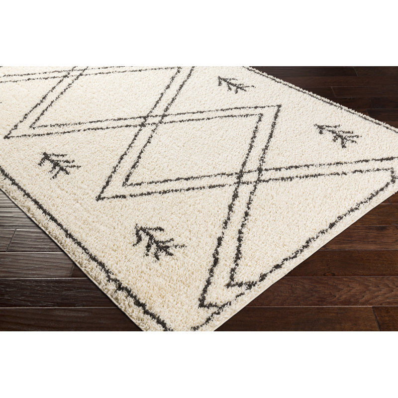 Tapis géométrique noir / ivoire Tana, Rectangle 7 pi 10 po x 10 pi