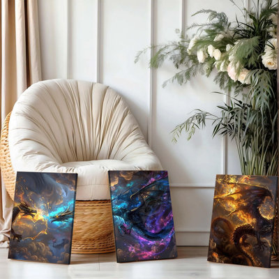 Ensemble de 3 affiches encadrées, trois panneaux sur toile représentant des dragons fantastiques aux couleurs vibrantes et aux détails minutieux. Parfait pour décorer un salon, une chambre ou un bureau. Décor moderne prêt à accrocher.