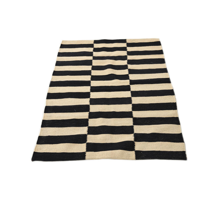 Tapis noir et blanc Noor