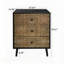 Élégante armoire à 3 tiroirs, parfaite pour le rangement organisé dans les chambres à coucher, les salons et les bureaux.