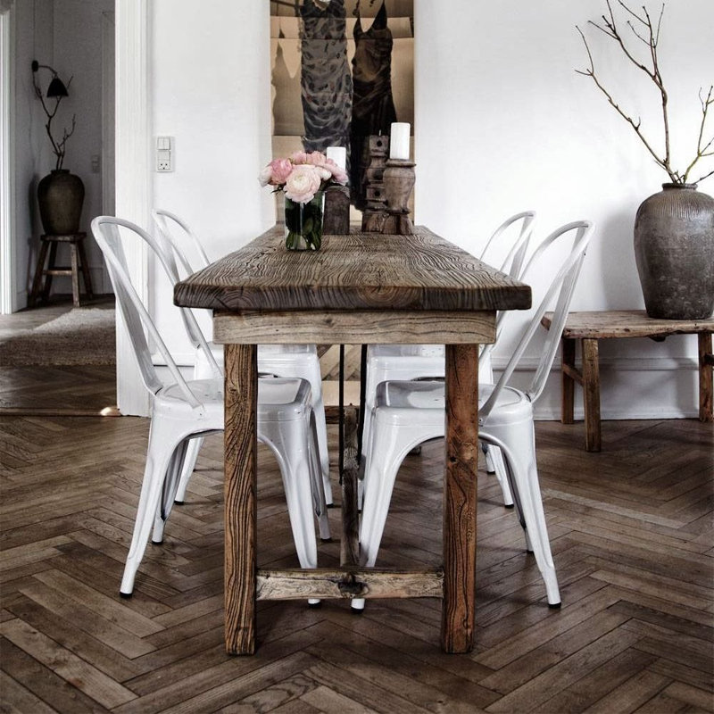 Ineisha Dining Chair, White