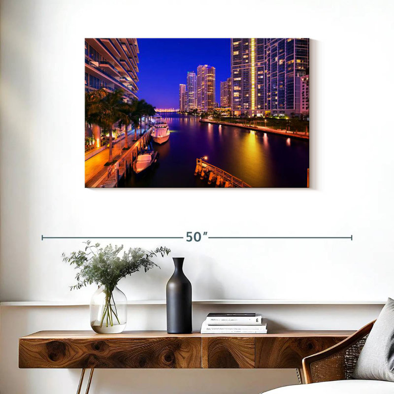 Sirpi Downtown Miami Riverwalk, H 24 po x l 36 po