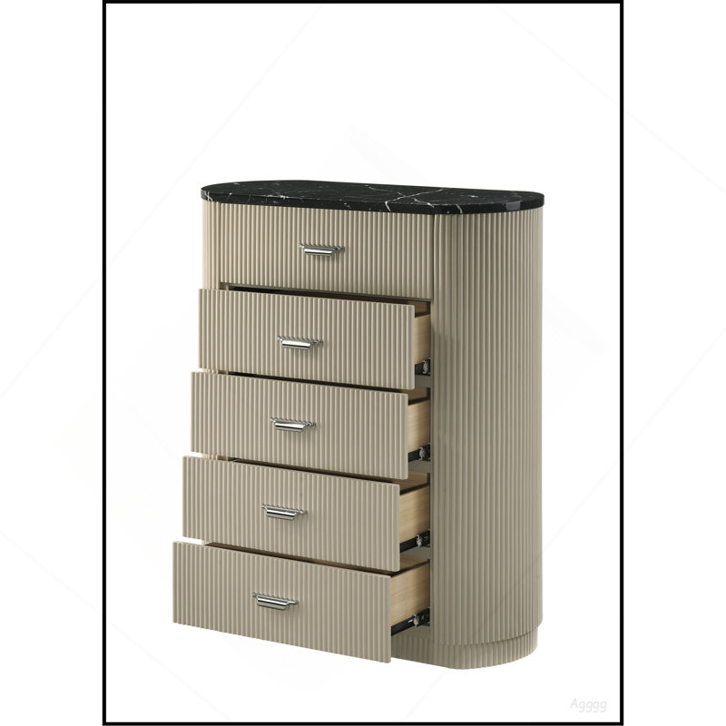 Commode beige Travonte avec surface en marbre noir