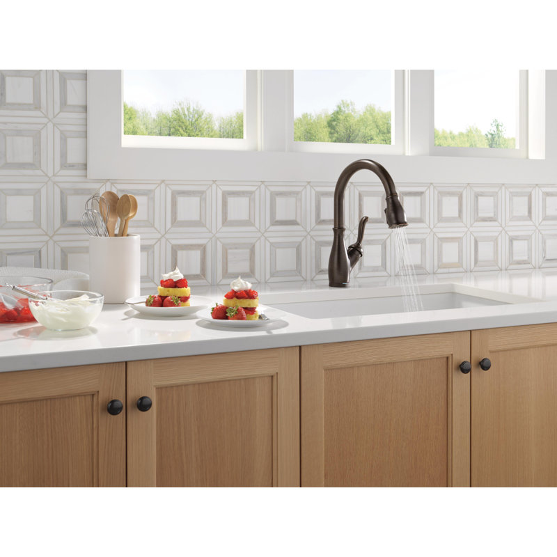 Leland VoiceIQ Kitchen Faucet with Touch2O with Touchless Technology, Venetian Bronze