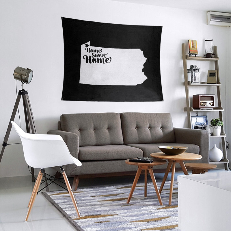 Tapisserie Home Sweet Erie, H 88 po x l 104 po, Noir