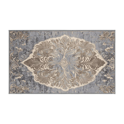 Tapis gris soyeux et moelleux