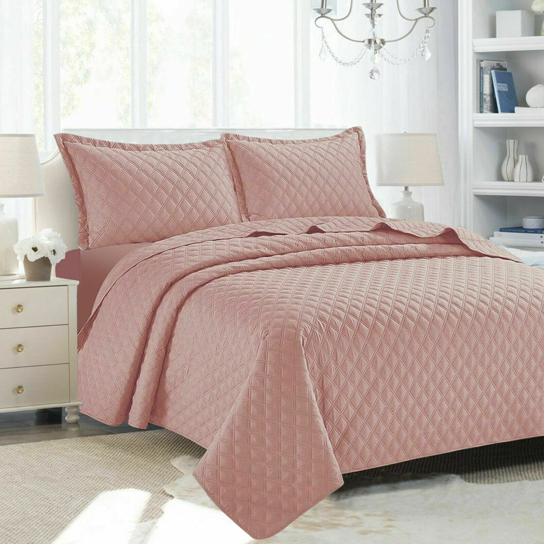 Elegant Comfort Inspiration Embossed Lightweight Bedspread Set – Soft Textured Polyester Coverlet with Pillow Shams