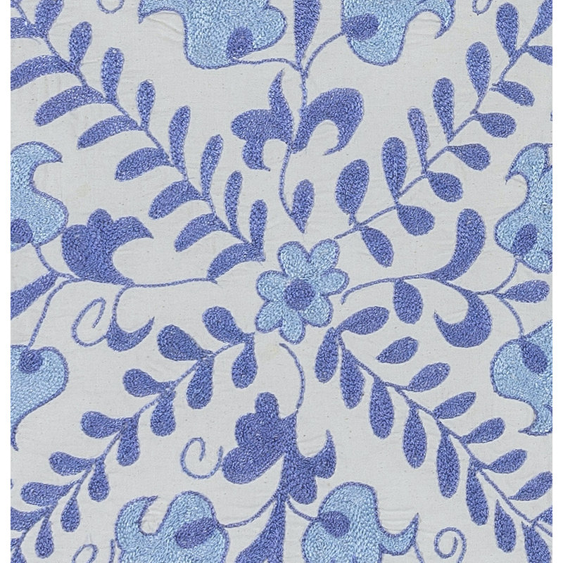 Housse de coussin moderne en soie brodée, nouvelle housse de coussin en dentelle faite à la main. 17 x 18 po