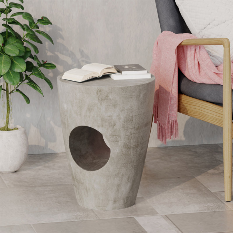 SIRIUS SIDE TABLE