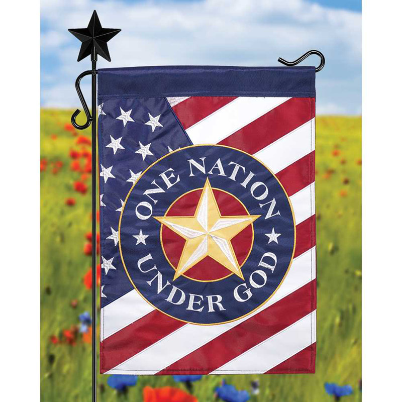 Drapeau de jardin en polyester 1 face 6 pi x 1 pi One God Under God