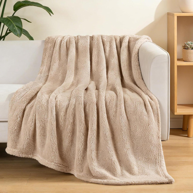 Machine Tufted Heated Blanket