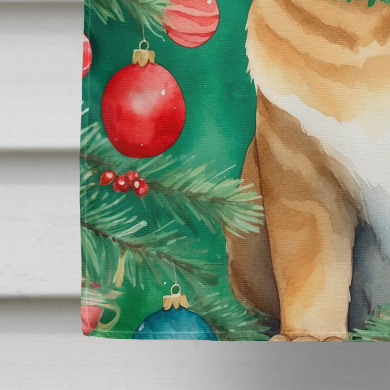 Chat avec le drapeau de la cabane dans l'arbre de Noël, Chausie