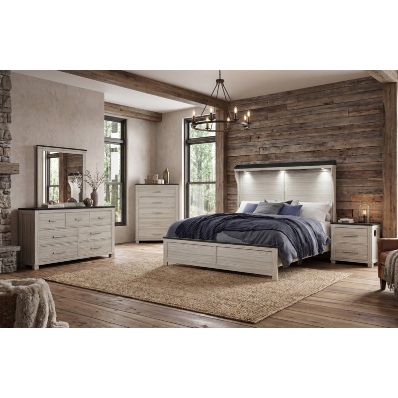 Ashley Brown Queen Bed, Queen