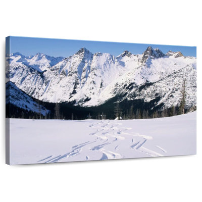Alvord North Cascades Snowy Mountain