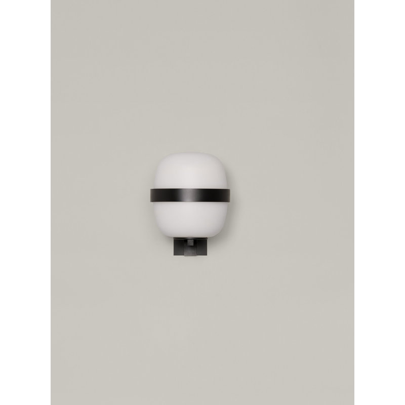 Wally Cestita Wall, Black