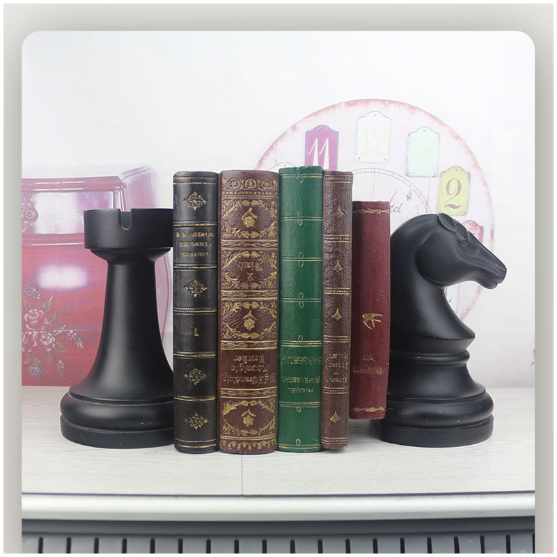 Un ensemble de deux livrets d'échecs