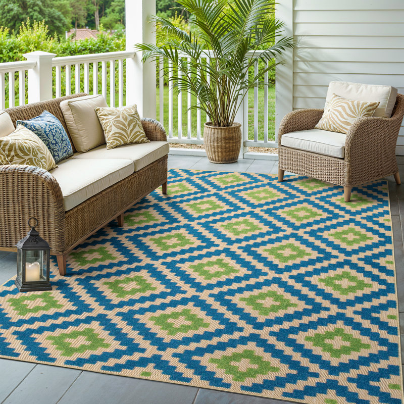 Evyanna Geometric Indoor / Outdoor Rug, Rectangle 7'10" x 10'10"