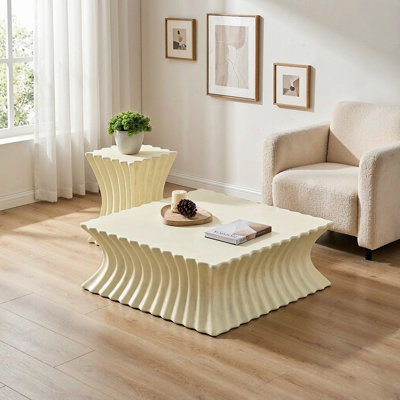 Table basse carrée contemporaine avec plateau en fibre de verre, table centrale élégante avec base robuste, table d'appoint sans assemblage pour salon, appartement, beige