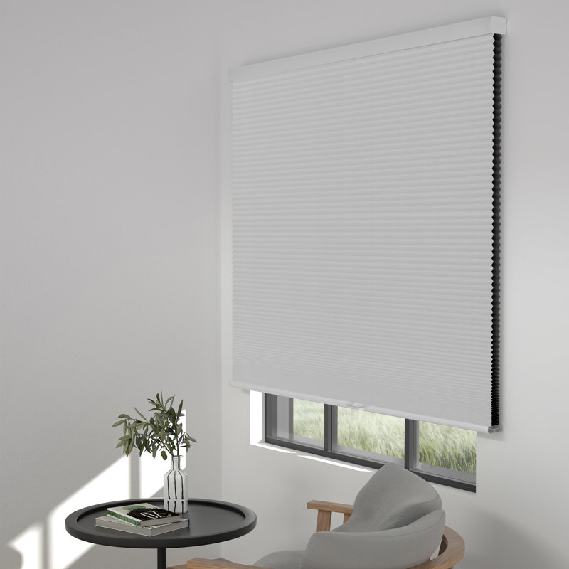 Store cellulaire Minnie occultant, L 28 po x L 64 po, Noir / blanc
