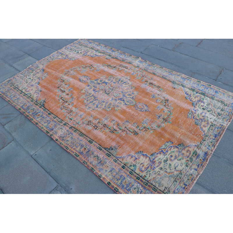 Vintage Turkish Oushak Rug in Muted Tones - Ideal for Living Rooms with Woolen Craftsmanship