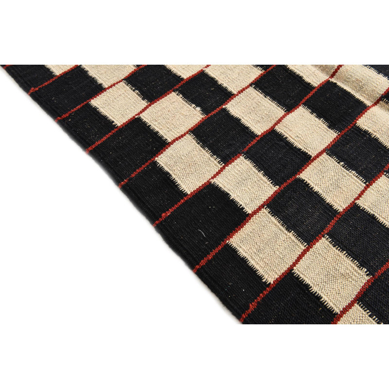 Tapis noir et blanc Noe