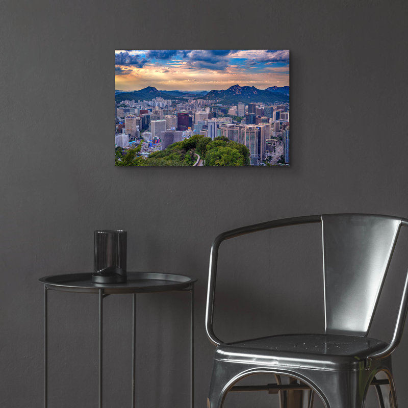 «Sunset Over Séoul» par Rick Berk, art mural en verre acrylique, H 16 po x l 24 po x P 0,2 po
