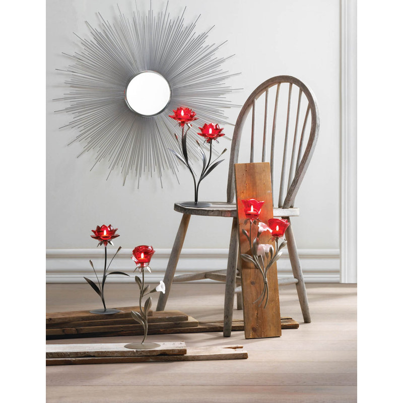 Joli chandelier à fleurs rouges