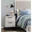 Table de chevet 2 tons moderne en chêne blanc et gris pour la chambre à coucher, glissière à roulement lisse, poignées noires, table de chevet contemporaine pré-assemblée, tiroirs, décor