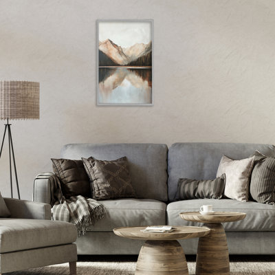 «Rustic Mountain Reflecting Lake», estampe numérique par Petal Prints Design