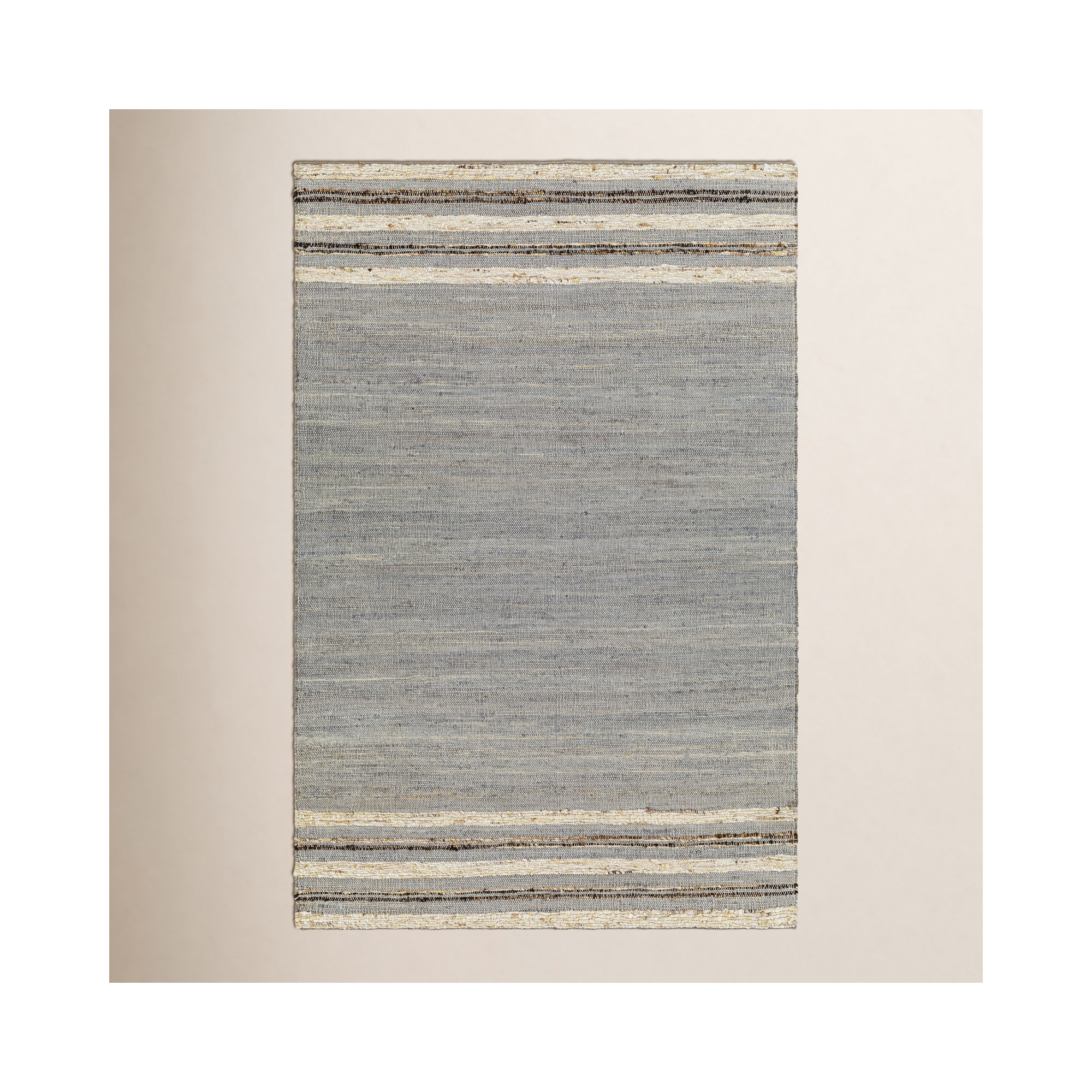 Bowry Handmade Gray Rug, Rectangle 2' x 3'