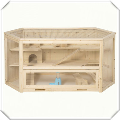Maisonnette en bois à 3 niveaux