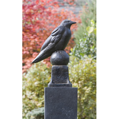 Statue de corbeau