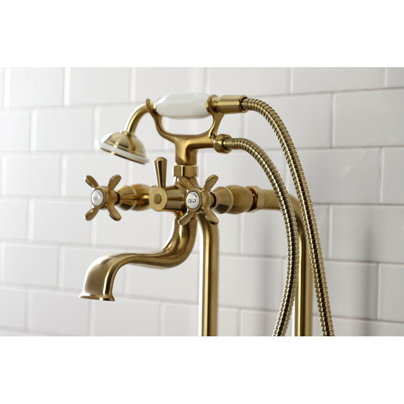 Ensemble de robinet de baignoire sur pieds à 3 poignées et 3 poignées Essex Kingston Brass avec ligne d'alimentation et robinet d'arrêt