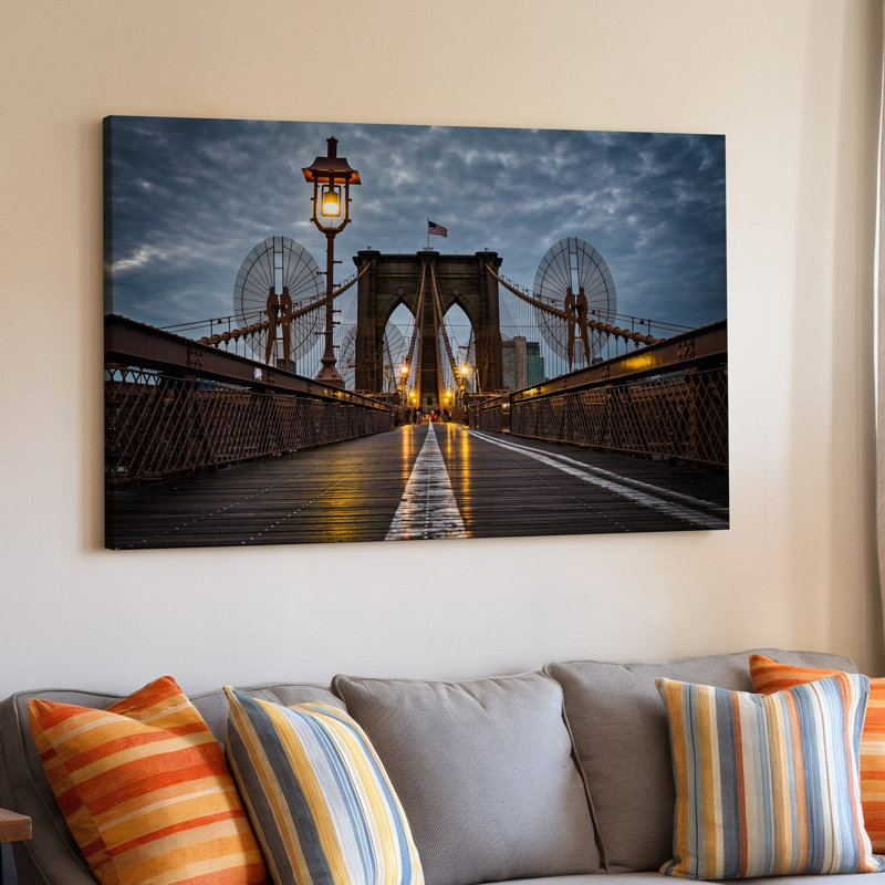 Toile, scène dramatique du soir représentant le pont de Brooklyn, encadrée à partir d'un art mural, H 20 po x l 30 po