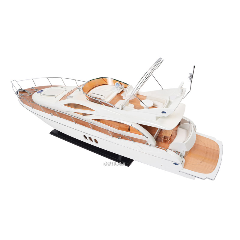 Manhattan 64 Sunseeker, 14" H x 34" W x 9" D, White