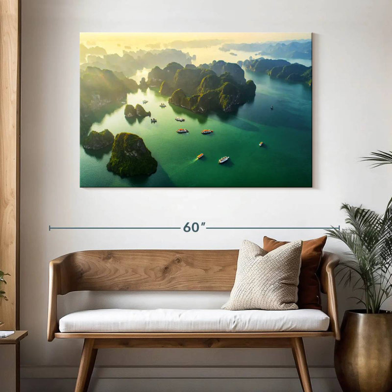 Vue aérienne de la baie d'Halong, Gillard, H 32 po x l 48 po