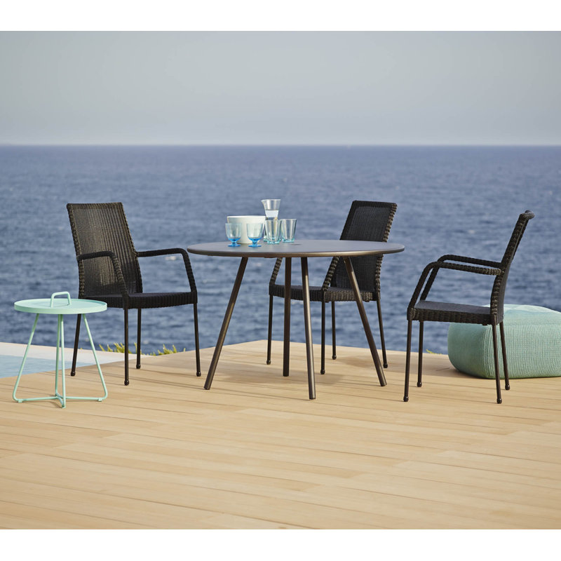 Area Outdoor Round Dining Table, Lava Gray