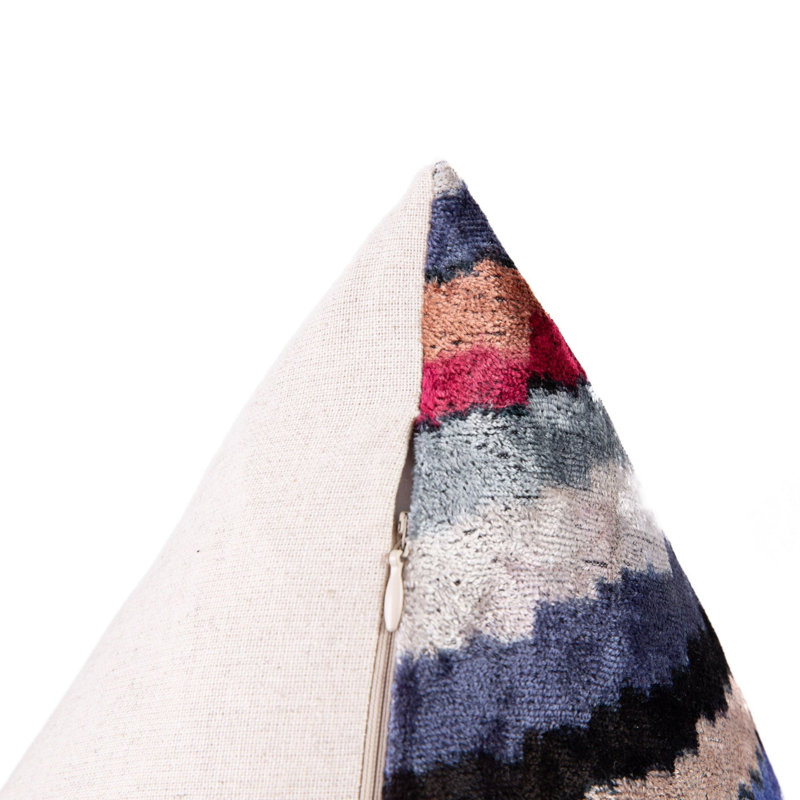 Coussin décoratif en velours fait à la main - 16 po x 16 po, teint naturellement végétal, plume de qualité supérieure - motif rayé multicolore, décoration luxueuse