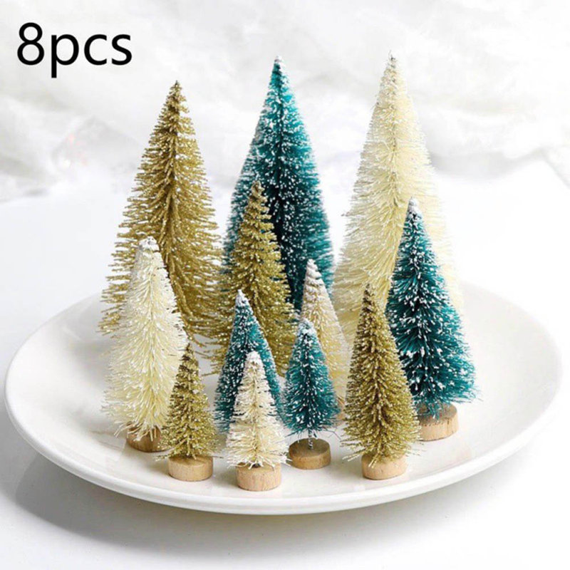 Arbre de Noël givré 5 pi 7 po régulier en polyéthylène artificiel doré