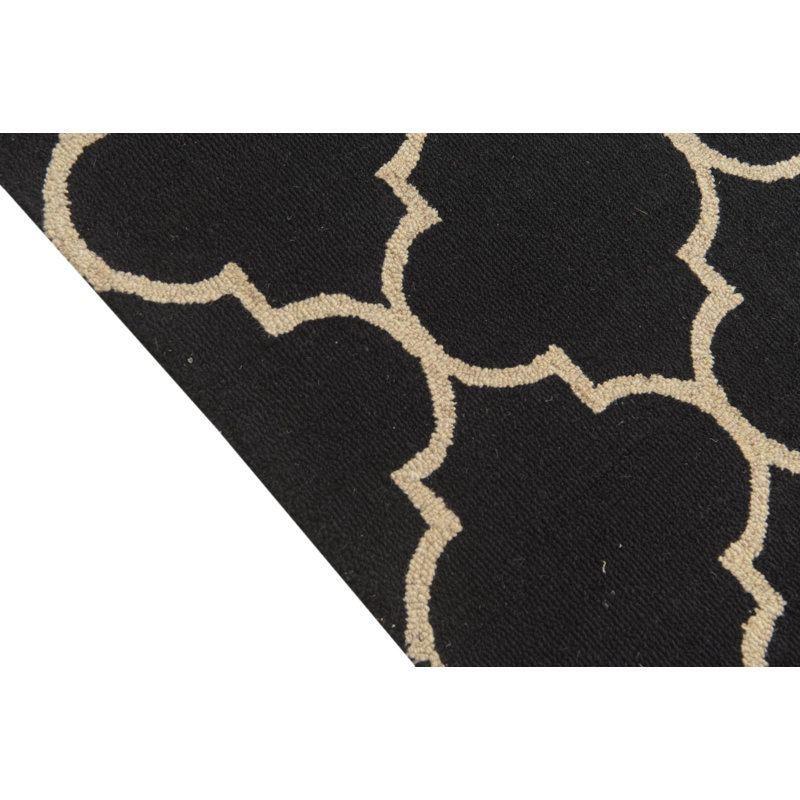Tapis noir 5 x 8 Pineland