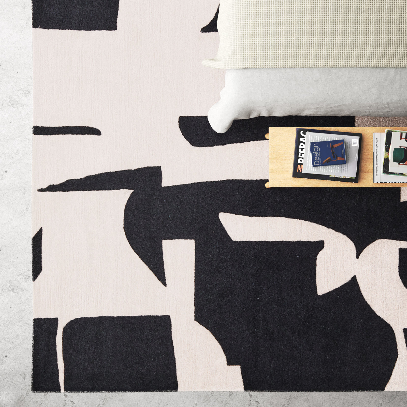 Black Cream Hand-Tufted Abstract Rug, Rectangle 10' x 14'