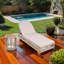 Chaise longue d'extérieur avec table d'appoint tissée, structure en bois d'acacia et en fer-1094251502