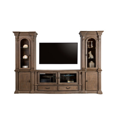 Meuble télé avec console de style traditionnel avec 6 portes et 2 tiroirs, moulures dentelées, roseaux et finition chêne vieilli