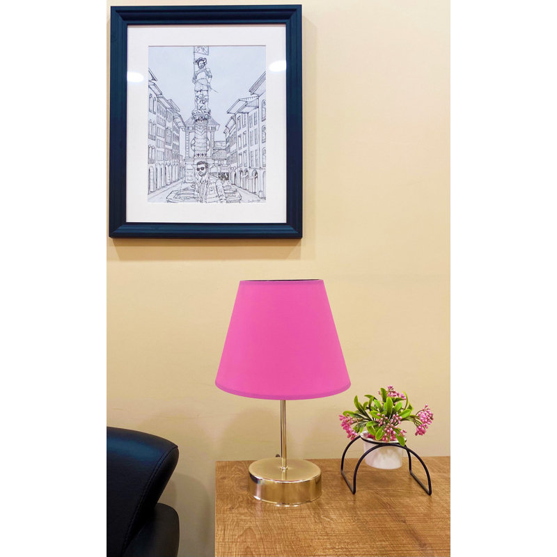 Lampe de table élégante avec pied en métal, rose et argent, 14,6 po x 8,7 po | Capuchon en polypropylène (6,7 po de diamètre supérieur, 8,7 po de diamètre inférieur) | Interrupteur marche / arrêt, câble 59,1 po | Certifié CE, douille E27 (60 W maximum) - parfaite pour la décoration intérieure