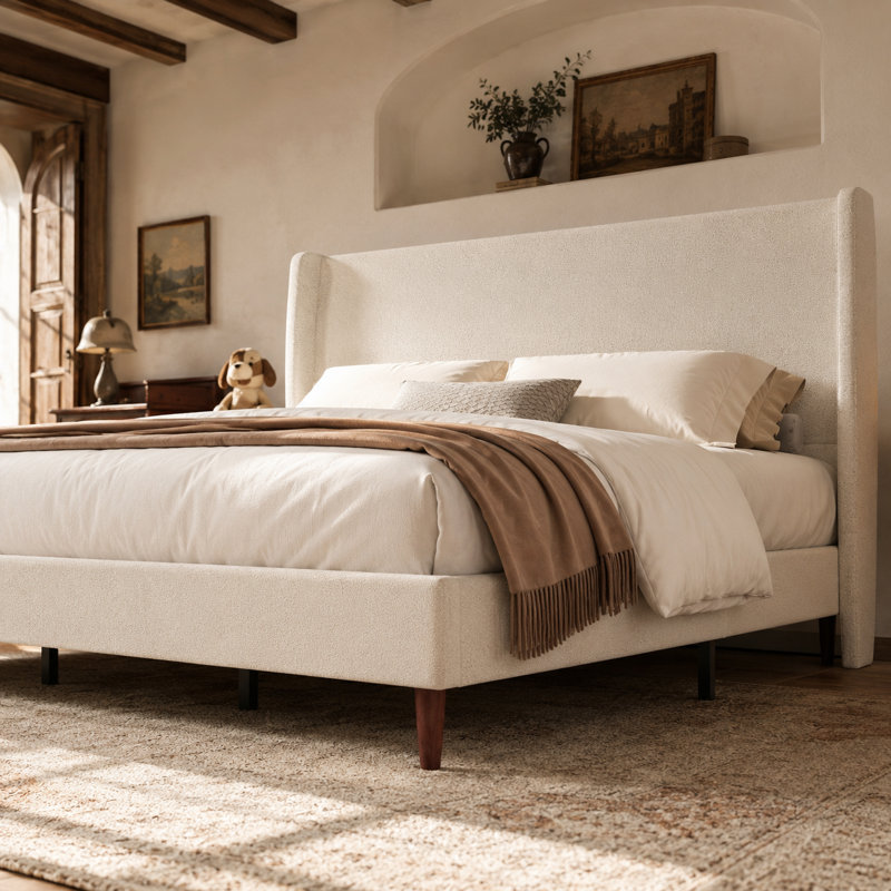 Lit plateforme tapissier très grand en chenille Peery avec 12 lattes en bois et pieds en bois massif, Très grand lit, Beige