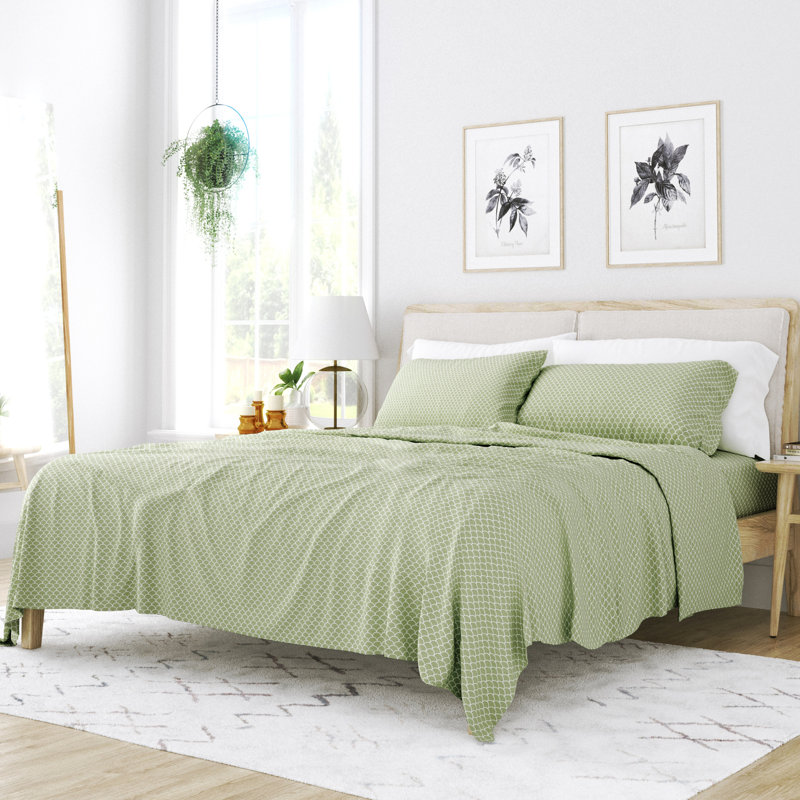 Simply Soft™ Scallops Pattern Microfiber Sheet Set, Sage Scallops, Queen