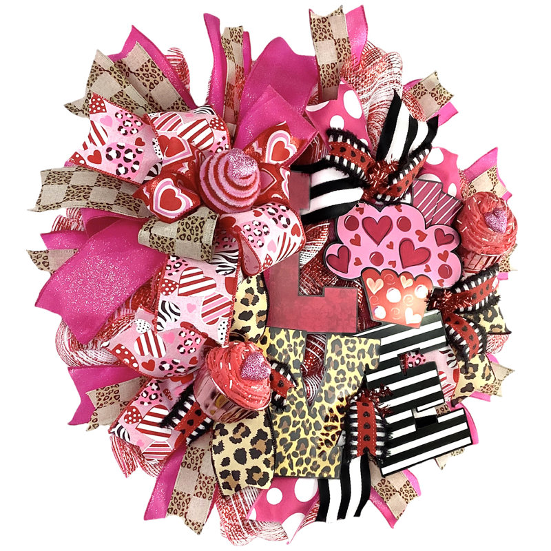 Couronne de maille décorative 18 po Love Valentines Day avec imprimé guépard et petit gâteau
