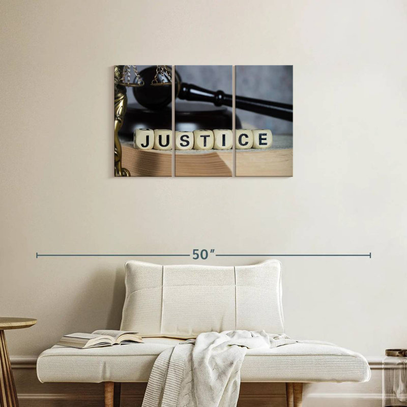 Dés de justice, H 20 po x l 33 po